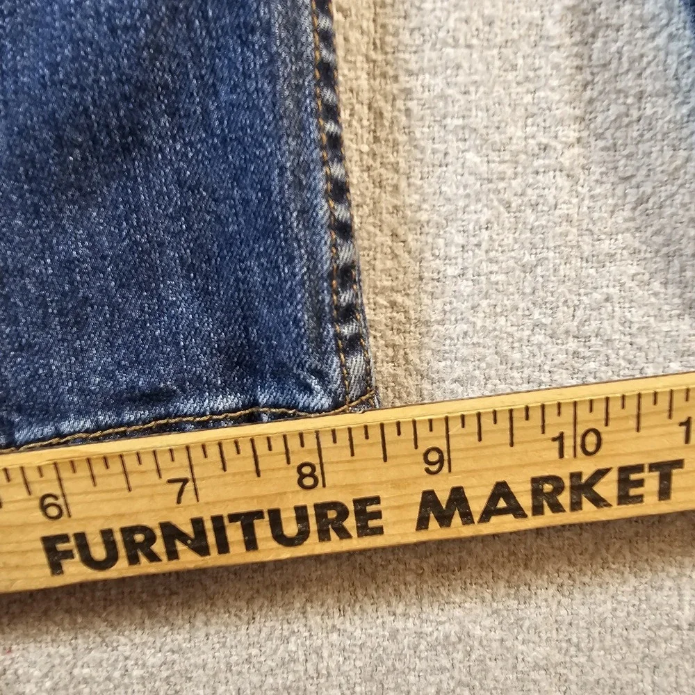 Levis levi 569